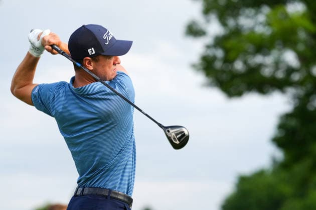 DUBLIN, OH - JUNE 06: Justin Thomas of the United States plays his shot from the first tee during third round of the Memorial Tournament on June 06, 2026 at the Muirfield Village Golf Club in Dublin, Ohio. (Photo by Jason Mowry Icon Sportswire) GOLF: JUN 06 PGA, Golf Herren the Memorial Tournament presented by Workday EDITORIAL USE ONLY Icon260606001