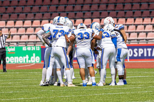 American Football, Kassel, Kassel Titans vs. AFC Rüsselsheim Crusaders, Auestadion Kassel; 06.06.2026 American Football, Kassel, Germany - 06.06.2026: Spiel der Kassel Titans vs. AFC Rüsselsheim Crusaders, Auestadion Kassel Copyright: xBEAUTIFULxSPORTS Freudensteinx