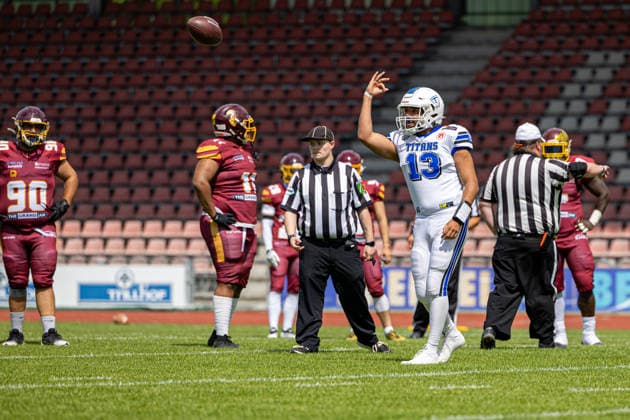 American Football, Kassel, Kassel Titans vs. AFC Rüsselsheim Crusaders, Auestadion Kassel; 06.06.2026 American Football, Kassel, Germany - 06.06.2026: Spiel der Kassel Titans vs. AFC Rüsselsheim Crusaders, Auestadion Kassel Copyright: xBEAUTIFULxSPORTS Freudensteinx