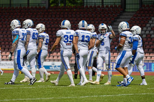 American Football, Kassel, Kassel Titans vs. AFC Rüsselsheim Crusaders, Auestadion Kassel; 06.06.2026 American Football, Kassel, Germany - 06.06.2026: Spiel der Kassel Titans vs. AFC Rüsselsheim Crusaders, Auestadion Kassel Copyright: xBEAUTIFULxSPORTS Freudensteinx