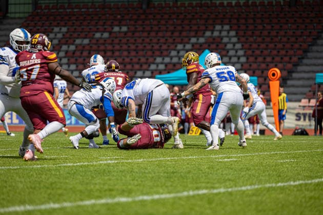 American Football, Kassel, Kassel Titans vs. AFC Rüsselsheim Crusaders, Auestadion Kassel; 06.06.2026 American Football, Kassel, Germany - 06.06.2026: Spiel der Kassel Titans vs. AFC Rüsselsheim Crusaders, Auestadion Kassel Copyright: xBEAUTIFULxSPORTS Freudensteinx