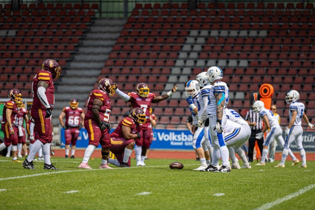 American Football, Kassel, Kassel Titans vs. AFC Rüsselsheim Crusaders, Auestadion Kassel; 06.06.2026 American Football, Kassel, Germany - 06.06.2026: Spiel der Kassel Titans vs. AFC Rüsselsheim Crusaders, Auestadion Kassel Copyright: xBEAUTIFULxSPORTS Freudensteinx