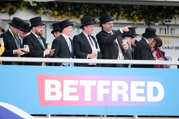 The Betfred Derby Festival 2026, Epsom, UK Epsom, UK. 6 June, 2026. Spectators at the Epsom Downs Racecourse, The Betfred Derby Festival 2026., Credit:Bart Lenoir Avalon UK, Epsom  Copyright: xBartxLenoirx xAvalonx 1108297381