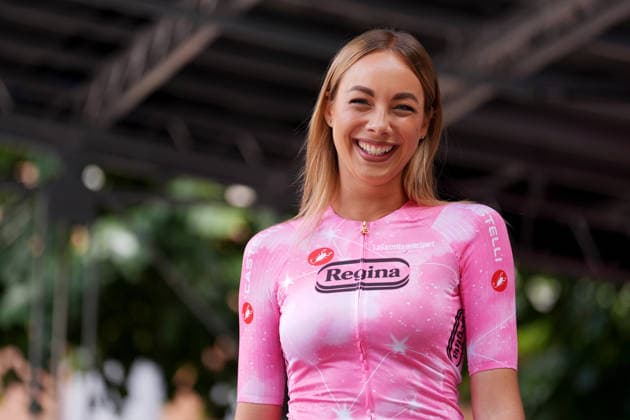 The pink jersey during Stage 8 of the Giro d™Italia Women, from Rivoli to Sestriere, Italy, Saturday, June 6, 2026  Copyright: xDavidexSpada LaPressex