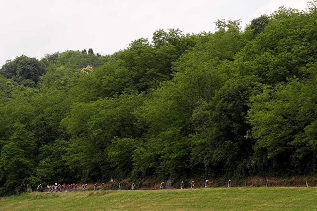 The pack rides cycles during Stage 8 of the Giro d™Italia Women, from Rivoli to Sestriere, Italy, Saturday, June 6, 2026  Copyright: xMarcoxAlpozzi LaPressex
