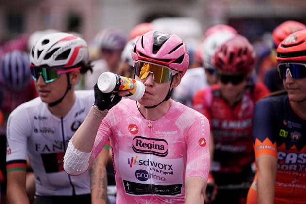 The pink jersey Netherlands™s Anna van der Breggen of Team SD Worx - Protime™s during Stage 8 of the Giro d™Italia Women, from Rivoli to Sestriere, Italy, Saturday, June 6, 2026  Copyright: xMarcoxAlpozzi LaPressex