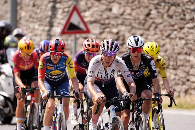 Italy™s Silvia Persico of UAE Team ADQ™s and France™s CÃ lia Gery of FDJ United - Suez™s during Stage 8 of the Giro d™Italia Women, from Rivoli to Sestriere, Italy, Saturday, June 6, 2026  Copyright: xMarcoxAlpozzi LaPressex