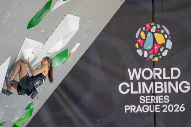 American climber Annie Sanders competes in World Cup in sport climbing: bouldering - semi-finals women, in Prague, Czech Republic, on June 6, 2026. (CTKxPhoto OndrejxDeml) CTKPhotoP2026060603630  CTKPhotoP2026060603630