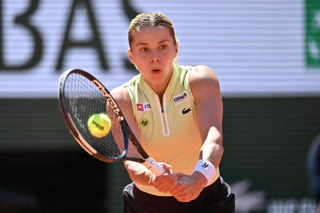 2026 French Open (Roland-Garros) - Women s singles final PARIS, FRANCE - JUNE 06: Maja Chwalinska of Poland in action against Mirra Andreeva (not seen) during the women s final singles match on day 14 of the French Open tennis tournament on Court Philippe-Chatrier at the Roland-Garros Complex in Paris, France on June 6, 2026. Mustafa Yalcin Anadolu Paris France. Editorial use only. Please get in touch for any other usage.  Copyright: x2026xAnadoluxMustafaxYalcinx
