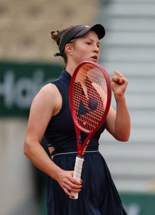 (260606) -- PARIS, June 6, 2026 -- Alisa Oktiabreva celebrates during the girl s singles final match between Sun Xinran of China and Alisa Oktiabreva of Russia at the French Open tennis tournament at Roland Garros, Paris, France, June 6, 2026. ) (SP)FRANCE-PARIS-TENNIS-FRENCH OPEN-GIRL S SINGLES-FINAL WuxHuiwo 