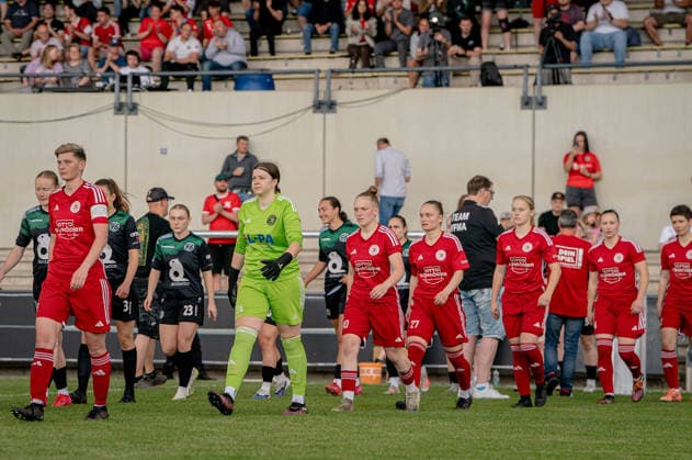 Fußball I Frauen I Saison 2025-2026 I Niedersachsen-Pokal I Finale I FC Jesteburg-Bendestorf - Hannover 96 I 06.06.2026 Barsinghausen August-Wenzel-Stadion Deutschland Copyright: xLobeca JonasxBoningx
