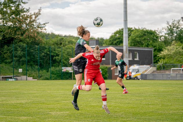 Fußball I Frauen I Saison 2025-2026 I Niedersachsen-Pokal I Finale I FC Jesteburg-Bendestorf - Hannover 96 I 06.06.2026 Barsinghausen August-Wenzel-Stadion Deutschland Copyright: xLobeca JonasxBoningx