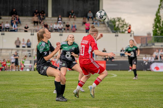 Fußball I Frauen I Saison 2025-2026 I Niedersachsen-Pokal I Finale I FC Jesteburg-Bendestorf - Hannover 96 I 06.06.2026 Barsinghausen August-Wenzel-Stadion Deutschland Copyright: xLobeca JonasxBoningx