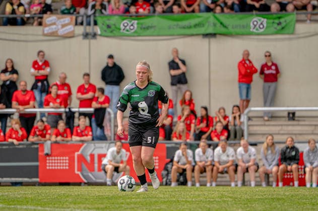 Fußball I Frauen I Saison 2025-2026 I Niedersachsen-Pokal I Finale I FC Jesteburg-Bendestorf - Hannover 96 I 06.06.2026 Barsinghausen August-Wenzel-Stadion Deutschland Copyright: xLobeca JonasxBoningx