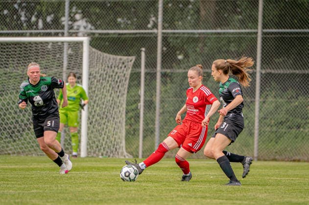 Fußball I Frauen I Saison 2025-2026 I Niedersachsen-Pokal I Finale I FC Jesteburg-Bendestorf - Hannover 96 I 06.06.2026 Barsinghausen August-Wenzel-Stadion Deutschland Copyright: xLobeca JonasxBoningx