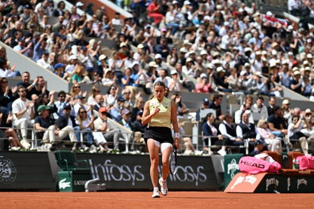 2026 French Open (Roland-Garros) - Women s singles final PARIS, FRANCE - JUNE 06: Maja Chwalinska of Poland in action against Mirra Andreeva (not seen) during the women s final singles match on day 14 of the French Open tennis tournament on Court Philippe-Chatrier at the Roland-Garros Complex in Paris, France on June 6, 2026. Burak Akbulut Anadolu Paris France. Editorial use only. Please get in touch for any other usage.  Copyright: x2026xAnadoluxBurakxAkbulutx
