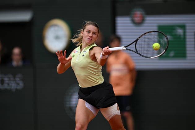 2026 French Open (Roland-Garros) - Women s singles final PARIS, FRANCE - JUNE 06: Maja Chwalinska of Poland in action against Mirra Andreeva (not seen) during the women s final singles match on day 14 of the French Open tennis tournament on Court Philippe-Chatrier at the Roland-Garros Complex in Paris, France on June 6, 2026. Mustafa Yalcin Anadolu Paris France. Editorial use only. Please get in touch for any other usage.  Copyright: x2026xAnadoluxMustafaxYalcinx