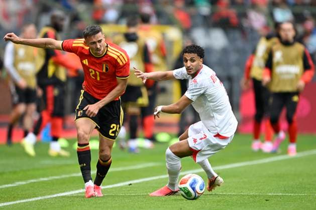 Belgium v Tunisia UEFA International Friendly, Länderspiel, Nationalmannschaft Game BRUSSELS, BELGIUM - JUNE 06 : Castagne Timothy defender of Belgium battles for the ball with Achouri Elias forward of Tunisia during the pre-World Cup international friendly game match between Belgium and Tunisia in preparation of the FIFA 2026 World Cup Football Championship on June 6, 2026 in Brussels, Belgium, 06 06 2026 Brussels Belgium  Copyright: xNicoxVereeckenx
