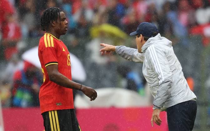 Belgium s Nathan Ngoy and Belgium s head coach Rudi Garcia pictured during a friendly soccer game between Belgian national team, Nationalteam Red Devils and Tunisia, Saturday 06 June 2026 in Brussels, part of the preparations for the 2026 FIFA World Cup, WM, Weltmeisterschaft, Fussball VIRGINIExLEFOUR  x176304758x