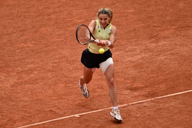2026 French Open (Roland-Garros) - Women s singles final PARIS, FRANCE - JUNE 06: Maja Chwalinska of Poland in action against Mirra Andreeva (not seen) during the women s final singles match on day 14 of the French Open tennis tournament on Court Philippe-Chatrier at the Roland-Garros Complex in Paris, France on June 6, 2026. Burak Akbulut Anadolu Paris France. Editorial use only. Please get in touch for any other usage.  Copyright: x2026xAnadoluxBurakxAkbulutx
