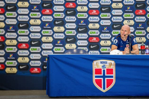 260606 Stale Solbakken, head coach of the Norwegian national football teamö at a press conference, PK, Pressekonferenz during day -5 of the FIFA World Cup, WM, Weltmeisterschaft, Fussball 2026 on June 6, 2026 in Greensboro. Photo: Vegard Grott BILDBYRAN kod VG VG0942 bbeng fotball football soccer fotboll fifa world cup vm fotball-vm norge norway press conference pressekonferanse precamp pre-camp Copyright: VEGARDxGRoTT BB260606VG002