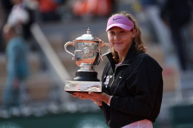 ROLAND GARROS PHOTOPQR LE PARISIEN Le Parisien Arnaud Journois ; PARIS ; 06 06 2026 ; Paris. Stade Roland Garros, le 6 juin 2026. Tennis. Internationaux de France de Roland Garros. Simple Dames Court Philippe Chatrier - finale Maja Chwalinska vs Mirra Andreeva Photo Le Parisien Arnaud Journois Roland Garros French Open tennis tournament, in Paris, France, on - June 6, 2026 PARIS France  Copyright: xPHOTOPQR LExPARISIEN MAXPPPxLexParisienx xArnaudxJournoisx 20260606LPA9177 20260606LPA9177