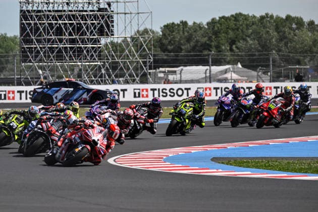 MOTO - MOTO GP - HUNGARY GRAND PRIX 2026 93 MARQUEZ Marc (spa), Ducati Lenovo Team, Ducati Desmosedici GP26, action 72 BEZZECCHI Marco (ita), Aprilia Racing, Aprilia RS-GP26, action during the 2026 MotoGP Grand Prix of Hungary , on Balaton Park circuit, from June 5 to 7, in Hungary - Balaton ParkHungary  Copyright: xGIGIxSOLDANOx