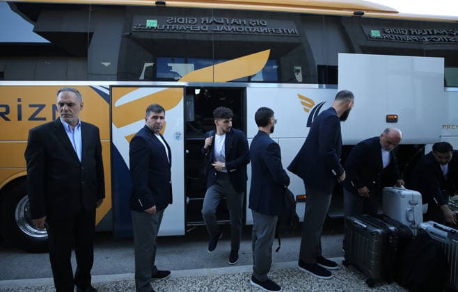 Iran National Football Team departs Antalya for 2026 FIFA World Cup, WM, Weltmeisterschaft, Fussball after training camp ANTALYA, TURKIYE - JUNE 6: Player of Iran arrives CIP Terminal at Antalya Airport before departing for Tijuana, Mexico as part of Iranian national soccer team s preparations for the 2026 FIFA World Cup after completing its training camp in Antalya, Turkiye on June 6, 2026. Fatih Hepokur Anadolu Antalya Turkey. Editorial use only. Please get in touch for any other usage.  Copyright: x2026xAnadoluxFatihxHepokurx