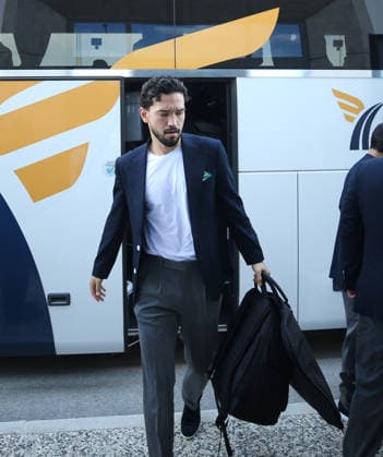 Iran National Football Team departs Antalya for 2026 FIFA World Cup, WM, Weltmeisterschaft, Fussball after training camp ANTALYA, TURKIYE - JUNE 6: Danial Eiri of Iran arrives CIP Terminal at Antalya Airport before departing for Tijuana, Mexico as part of Iranian national soccer team s preparations for the 2026 FIFA World Cup after completing its training camp in Antalya, Turkiye on June 6, 2026. <!--TgQPHd --><!--TgQPHd --> Fatih Hepokur Anadolu Antalya Turkey. Editorial use only. Please get in touch for any other usage.  Copyright: x2026xAnadoluxFatihxHepokurx