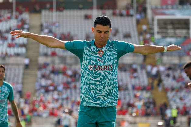 Cristiano Ronaldo (Portugal), warm-Up during the International Friendly, Länderspiel, Nationalmannschaft match between Portugal and Chile at Estadio Nacional do Jamor on June 6, 2026, in Oeiras, Portugal. The match serves as preparation for the 2026 FIFA World Cup, WM, Weltmeisterschaft, Fussball in the United States. Copyright: JoaquimxFerreira