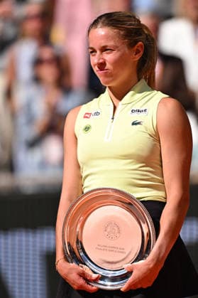 Andreeva Wins French Open as Chwalinska Fairytale Ends - Paris Maja Chwalinska (POL) lost the women final at the 2026 Roland-Garros tournament in Paris, France, on June 6, 2026. Photo by Corinne Dubreuil ABACAPRESS.COM Paris France  Copyright: xDubreuilxCorinne ABACAx