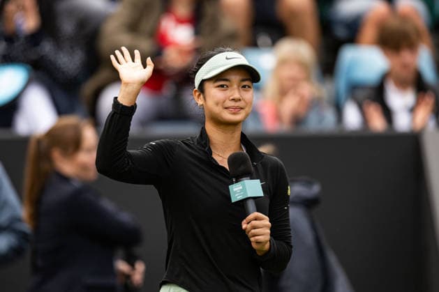 RECORD DATE NOT STATED 6th June 2026; The Edgbaston Priory Club, Birmingham, Midlands, England; 2026 Lexus Birmingham Open Tennis, Day Eight; Alexandra Eala (PHI) waves to the fans after winning her semi final match against Rebeka Masarova (SUI) 6-2 4-6 6-3 GodfreyxPitt