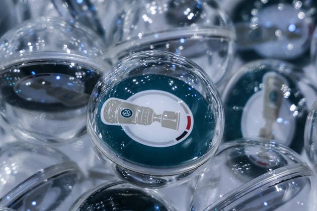 Fussball, DFB-Pokal Saison 2026 2027 DFB-Pokalauslosung zur 1.Runde 06.06.2026, Deutsches Fussballmuseum Loskugel mit dem neuen Logo vom DFB-Pokal Dortmund Deutsches Fussballmuseum Nordrhein-Westfalen Deutschland