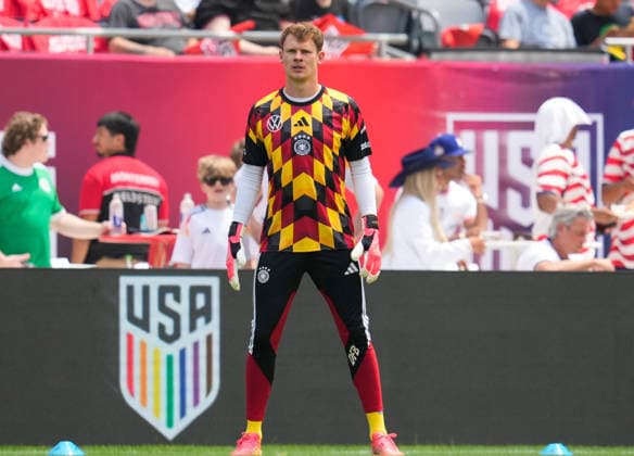 Alexander Nuebel (Deutschland, 21) vor dem Spiel USA, United States vs Deutschland, Internationaler Fussball, Freundschaftsspiel, 06.06.2026 USA, United States vs Deutschland, Internationaler Fussball, Freundschaftsspiel, 06.06.2026 Chicago