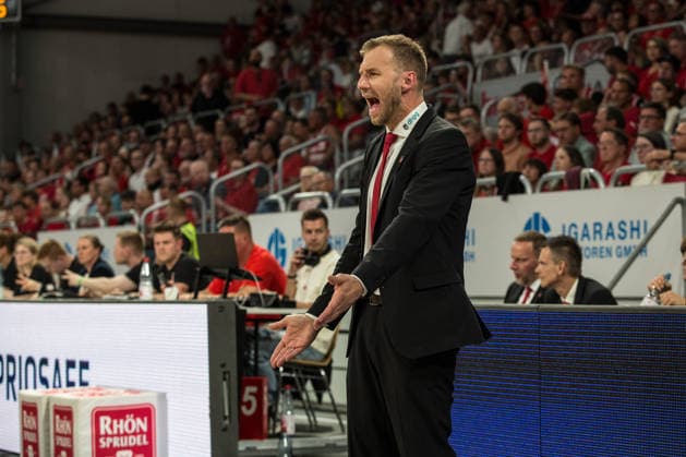 Bamberg, Deutschland 06. Juni 2026: 1. BBL Playoff Halbfinale - 2025 2026 - Sp. 4 - Bamberg Baskets gegen Alba Berlin Im Bild: Trainer Anton Gavel (Bamberg) ist wütend Brose Arena Bayern Copyright: xFotostandx xSchmittx
