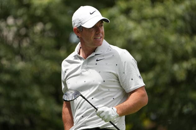 DUBLIN, OH - JUNE 06: Rory McIlroy of Northern Ireland plays his shot from the second tee during third round of the Memorial Tournament on June 06, 2026 at the Muirfield Village Golf Club in Dublin, Ohio. (Photo by Jason Mowry Icon Sportswire) GOLF: JUN 06 PGA, Golf Herren the Memorial Tournament presented by Workday EDITORIAL USE ONLY Icon260606018