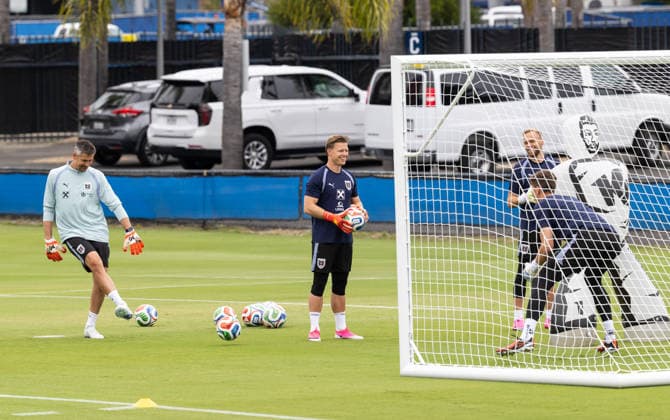 SOCCER - FIFA World Cup, WM, Weltmeisterschaft, Fussball 2026, preview SANTA BARBARA,CALIFORNIA,USA,06.JUN.26 - SOCCER - FIFA World Cup 2026, USA, Mexico, Canada, preview, Oesterreichischer Fussball-Bund, training team AUT. Image shows goal keeper coach Michael Gspurning, Patrick Pentz, Alexander Schlager and Florian Wiegele (AUT).  GEPAxpictures xArminxRauthner