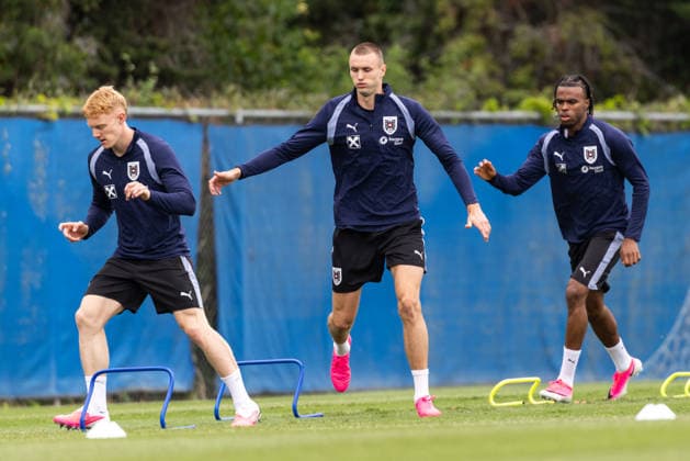 SOCCER - FIFA World Cup, WM, Weltmeisterschaft, Fussball 2026, preview SANTA BARBARA,CALIFORNIA,USA,06.JUN.26 - SOCCER - FIFA World Cup 2026, USA, Mexico, Canada, preview, Oesterreichischer Fussball-Bund, training team AUT. Image shows Nicolas Seiwald, Sasa Kalajdzic and Carney Chukwuemeka (AUT).  GEPAxpictures xArminxRauthner