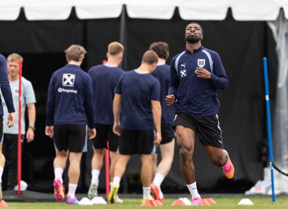 SOCCER - FIFA World Cup, WM, Weltmeisterschaft, Fussball 2026, preview SANTA BARBARA,CALIFORNIA,USA,06.JUN.26 - SOCCER - FIFA World Cup 2026, USA, Mexico, Canada, preview, Oesterreichischer Fussball-Bund, training team AUT. Image shows Kevin Danso (AUT).  GEPAxpictures xArminxRauthner