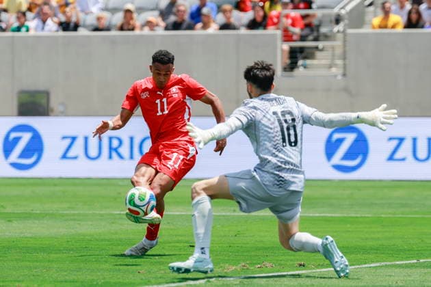 International soccer friendly - Switzerland vs Australia Switzerland s Dan Ndoye scores the 1-0 goal against Australia s goalkeeper Patrick Beach during an International Friendly, Länderspiel, Nationalmannschaft soccer match between Switzerland and Australia in San Diego, California, USA, 06 June 2026. San Diego St. Gallen United States  Copyright: xPETERxKLAUNZERx