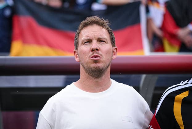 Fussball WM 2026 Testspiel im Chicago 06.06.2026 USA - Deutschland Bundestrainer Julian Nagelsmann (Deutschland) bei der Nationalhymne *** Football World Cup 2026 test match in Chicago 06 06 2026 USA Germany national coach Julian Nagelsmann Germany during the national anthem