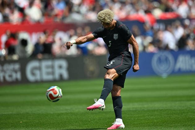 CHICAGO, IL - JUNE 06: United States left back Antonee Robinson (5) scores a goal during a friendly match between the United States and Germany on June 6, 2026, at Soldier Field in Chicago, IL. (Photo by Patrick Gorski Icon Sportswire) SOCCER: JUN 06 USA vs Germany EDITORIAL USE ONLY Icon260606005
