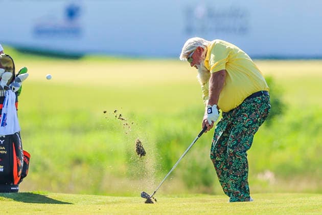 MADISON, WI - JUNE 06: John Daly from Dardenelle, AR hits his second shot on the first fairway during the second round of the PGA, Golf Herren Tour Champions American Family Insurance Championship golf tournament on June 6, 2026 at TPC Wisconsin Golf Course in Madison, WI. (Photo by Lawrence Iles Icon Sportswire) GOLF: JUN 06 PGA TOUR Champions American Family Insurance Championship EDITORIAL USE ONLY Icon2606060162