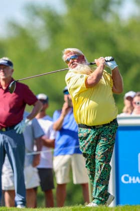 MADISON, WI - JUNE 06: John Daly from Dardenelle, AR tees off at the second hole during the second round of the PGA, Golf Herren Tour Champions American Family Insurance Championship golf tournament on June 6, 2026 at TPC Wisconsin Golf Course in Madison, WI. (Photo by Lawrence Iles Icon Sportswire) GOLF: JUN 06 PGA TOUR Champions American Family Insurance Championship EDITORIAL USE ONLY Icon2606060182