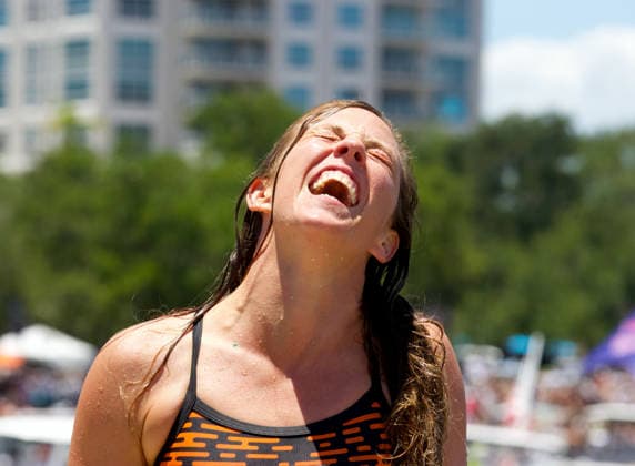 June 6, 2026, St Petersburg, Florida, USA: The United StatesÃ¢â‚¬â ¢ KAYLEA ARNETT after hearing the score of her winning final dive from the 70-foot tower at the St. Pete Pier during the Red Bull Cliff Diving World Series. ARNETT took the top spot on the podium ahead of Rhiannan Iffland (second) and Lisa Faulkner Red Bull Cliff Diving World Series  - ZUMAd225 20260606_znp_d225_004 Copyright: xZoraidaxDiazx