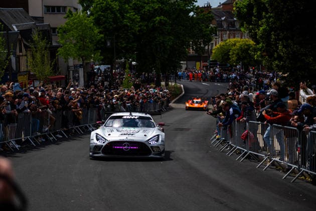 24 HEURES DU MANS 2026 - CITY CENTRE PARADE 62 AL-KHELAIFI Abdulla (qat), HANSES Julian (ger), ALESI Giuliano (fra), Team Qatar by Iron Lynx, Mercedes-AMG LMGT3 62, LM GT3, action during the City Center Parade of the 24 Hours of Le Mans 2026, 3rd round of the 2026 FIA World Endurance Championship, on June 6, 2026 in Le Mans, France - Le MansFrance  Copyright: xMariusxHeckerx