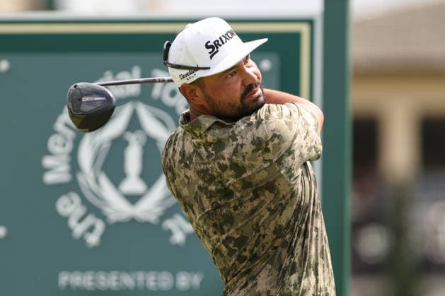 DUBLIN, OH - JUNE 06: J.J. Spaun of the United States watches his tee shot on the 10th hole during the third round of the Memorial Tournament presented by Workday at Muirfield Village Golf Club on June 6, 2026 in Dublin, OH. (Photo by Ian Johnson Icon Sportswire) GOLF: JUN 06 PGA, Golf Herren the Memorial Tournament presented by Workday EDITORIAL USE ONLY Icon260606032