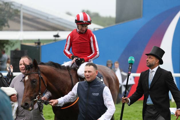 Bay City Roller (J. Oisin Murphy T. George Scott) wins the Coolmore Coronation Cup during The Derby Meeting at Epsom Racecourse, Epsom, UK on 6 June 2026. Copyright: xKenxSparksx 45050072