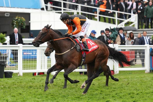 Arklow Lad (J. Harry Davies T. Michael Appleby) wins the Betfred ÔDashÕ Handicap Stakes during The Derby Meeting at Epsom Racecourse, Epsom, UK on 6 June 2026. Copyright: xKenxSparksx 45050088