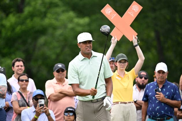 June 6, 2026: Tony Finau (USA) drives off the 1st tee during the third round of the Memorial Tournament in Dublin, Ohio. Cal Media PGA, Golf Herren 2026: The Memorial Tournament Third Round JUN 6  - ZUMAc04_ 20260606_zma_c04_004 Copyright: xBrentxClarkx